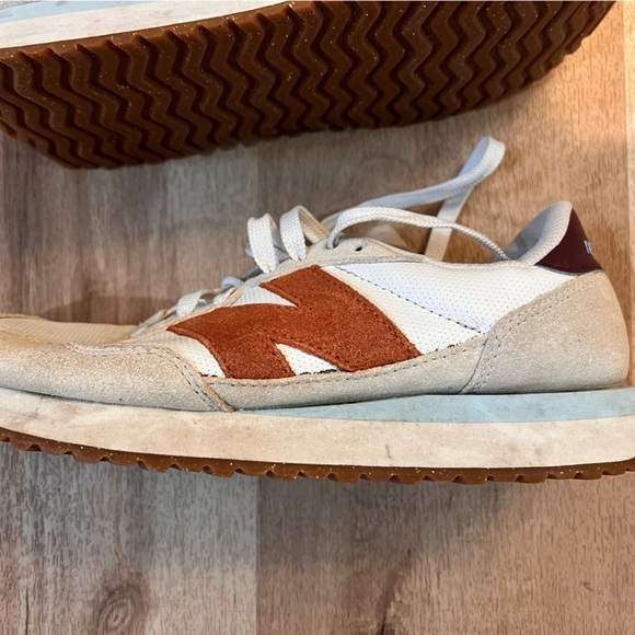 New Balance 237 Shoes beige (sea salt) - Picture 9 of 11